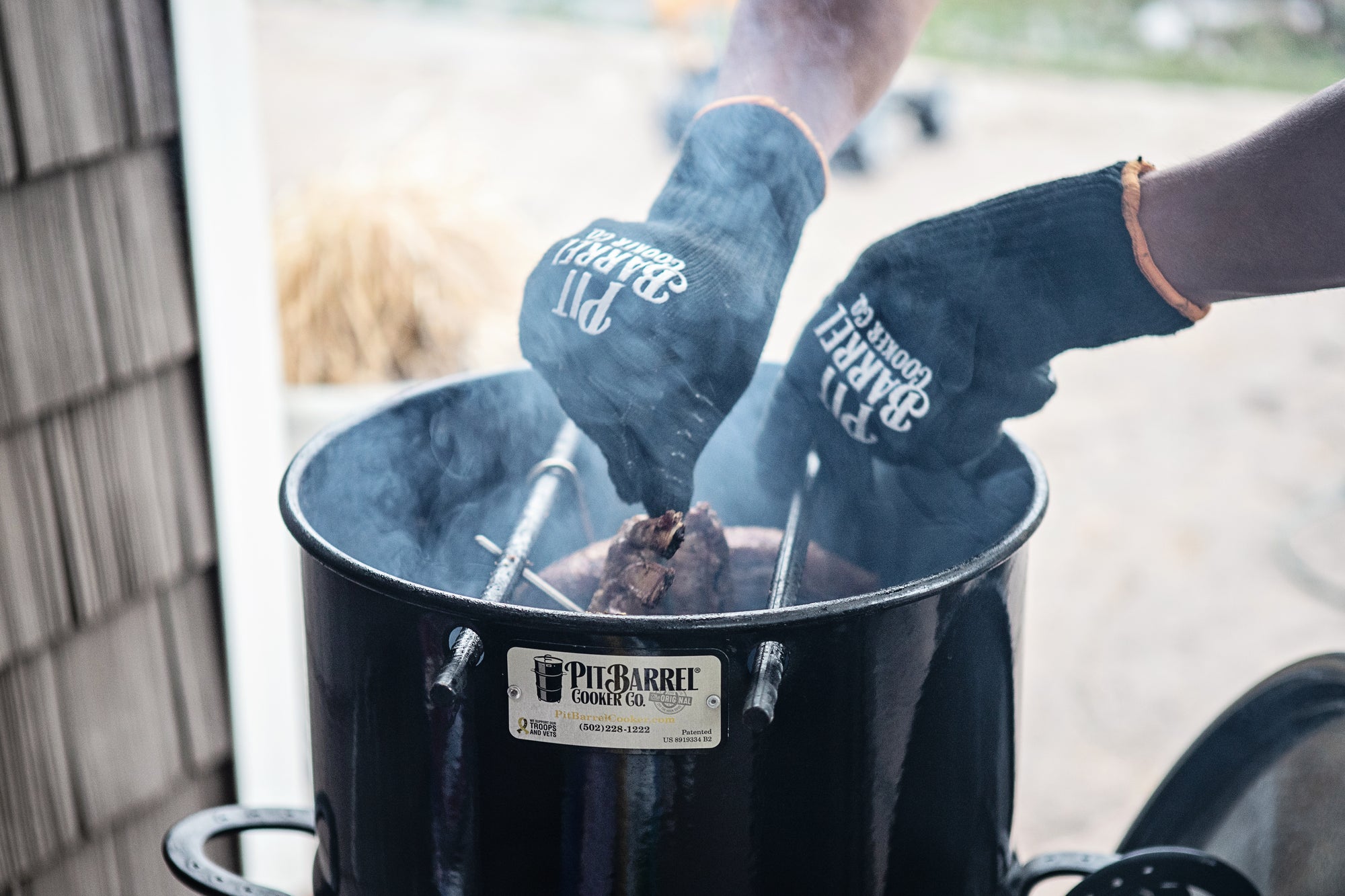 CHARCOAL VS PELLET GRILLS